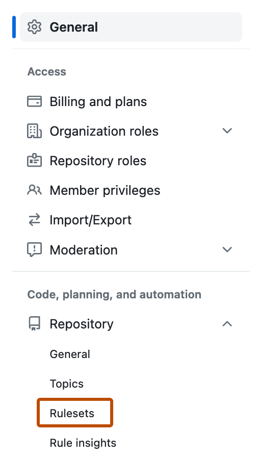 Captura de tela da página de configurações de uma organização. Na barra lateral, um link rotulado "Conjuntos de regras" está realçado em laranja.