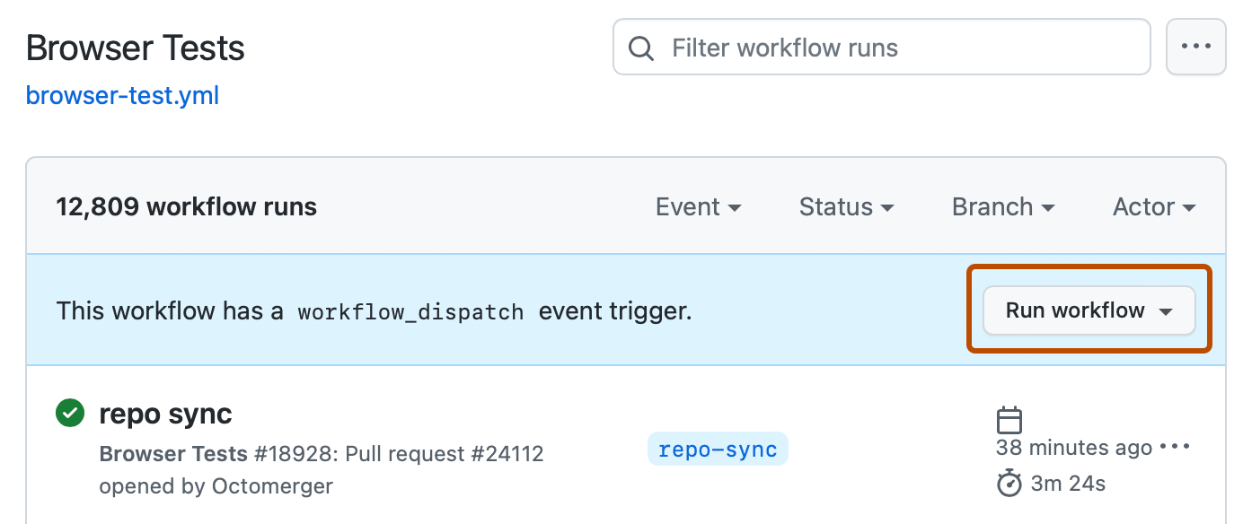 Capture d’écran d’une page de workflow. Au-dessus de la liste des exécutions de workflow, un bouton intitulé « Exécuter le workflow » est indiqué en orange foncé.