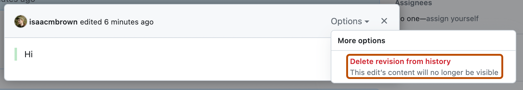 Captura de pantalla del historial de ediciones de un comentario. El menú desplegable "Opciones" está expandido. La opción "Eliminar revisión del historial" está destacada con un contorno naranja.